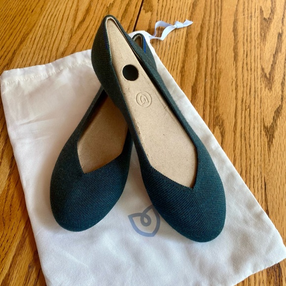 Rothy's - The Flat in Emerald Green, Size 8.5 Discontinued color! - Picture 2 of 9